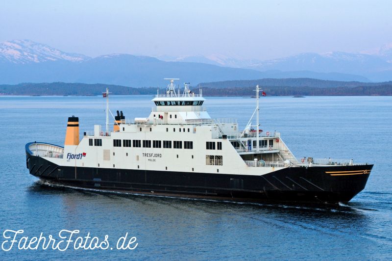 TRESFJORD (2) 9.5.08 Molde © Frank Lose Kopie
